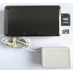 Cosmo Black Nintendo 3DS Bundle – Charger, Stylus, 32GB SD – Tested + Cleaned